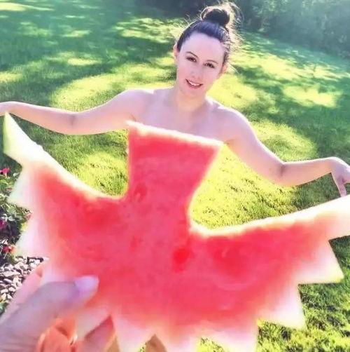 网红明星吃瓜素材图片,揭秘娱乐圈幕后真相