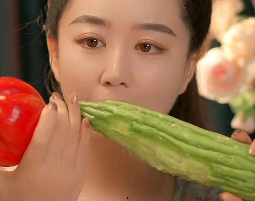 网红直播吃的什么瓜,瓜界新宠，直播间的美食盛宴