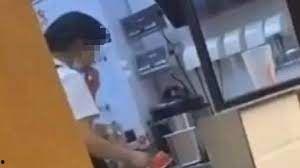 网红吃瓜最近是真的吗视频,揭秘近期热点事件真相 第2张 网红吃瓜最近是真的吗视频,揭秘近期热点事件真相 第2张